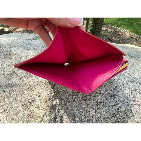 LOUIS VUITTON Monogram Vernis Wallet - Picture 8 of 13